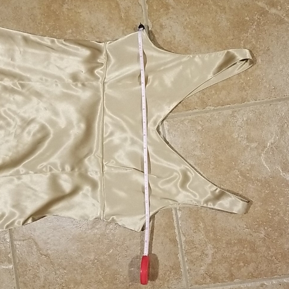 Smart Set shiny silky gold sleeveless zip up midi mini dress 7 - Picture 8 of 9